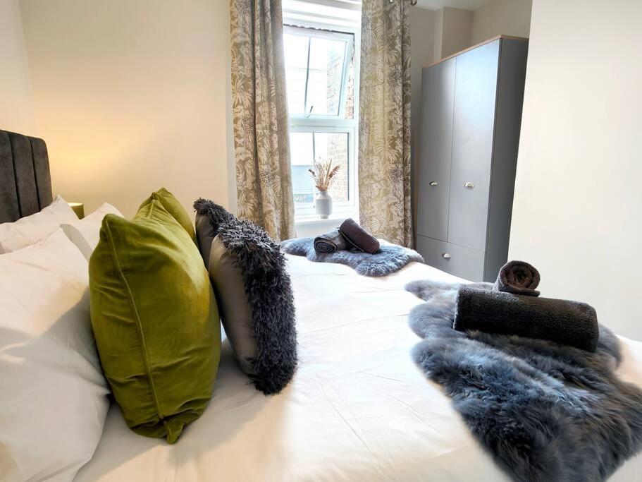 Carvetii - Anne House Room 2 - Dbl Bed First Floor En-Suite カーライル エクステリア 写真